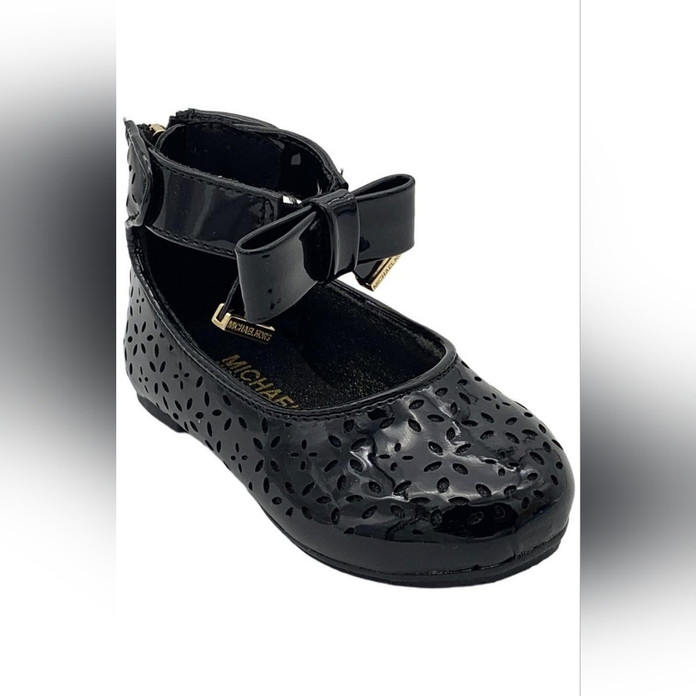 Michael Kors "Kenya Garcia" Black Patent Flats